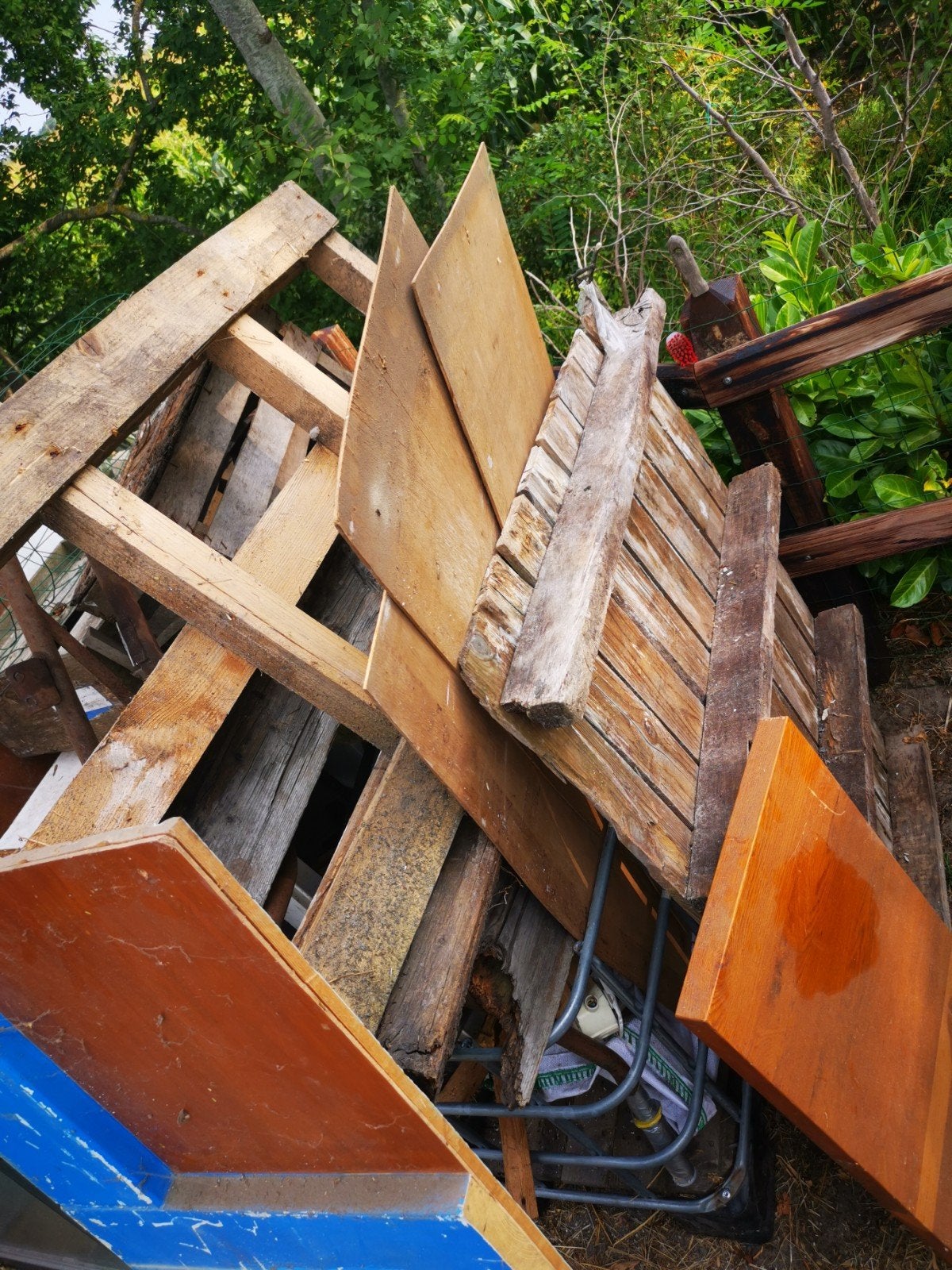 Hout en ijzer, Minder dan 3 m³, Ophalen