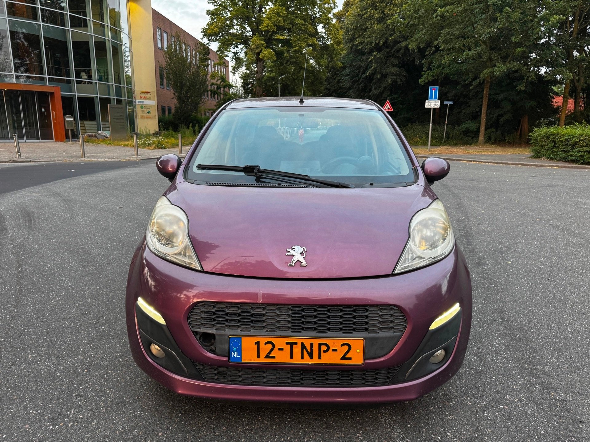 Peugeot 107 1.0 Active|LAGE KM|INRUILKOOPIE|RIJD SCHAKELT GO, Voorwielaandrijving, Euro 5, Gebruikt, Overige kleuren