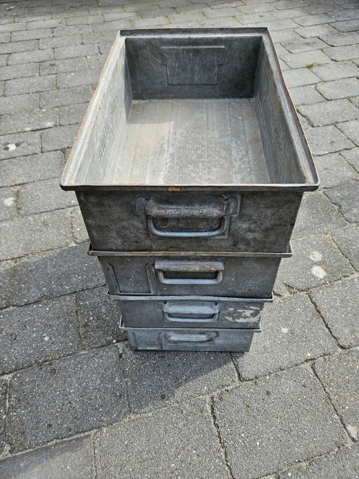 zinken bakken 4 stuks, Ophalen, Krat, Minder dan 35 cm