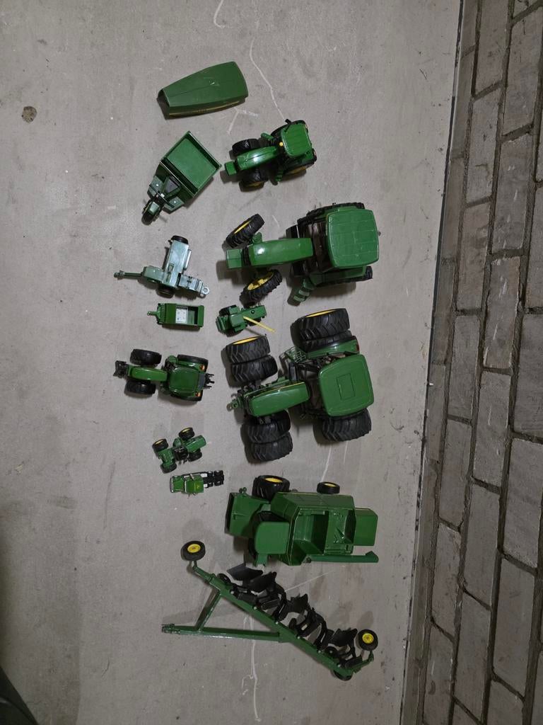 John Deere speelgoed: tractoren en werktuigen, Onbekend, Ophalen of Verzenden, Onbekend, John Deere