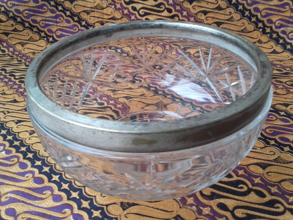 Mooie zware antieke Engelse kom of schaal van kristal 19 cm., Antiek en Kunst, Antiek | Woonaccessoires, Ophalen of Verzenden