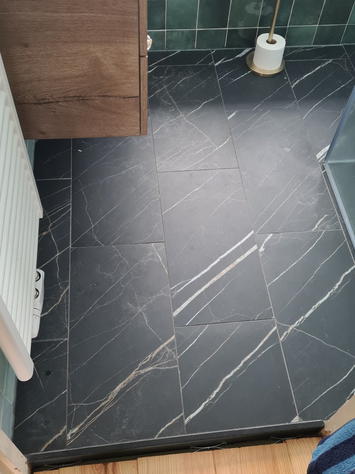 Gratis restpartij 2,5m tegels, Ophalen, 60 cm of meer, Keramiek, Nieuw