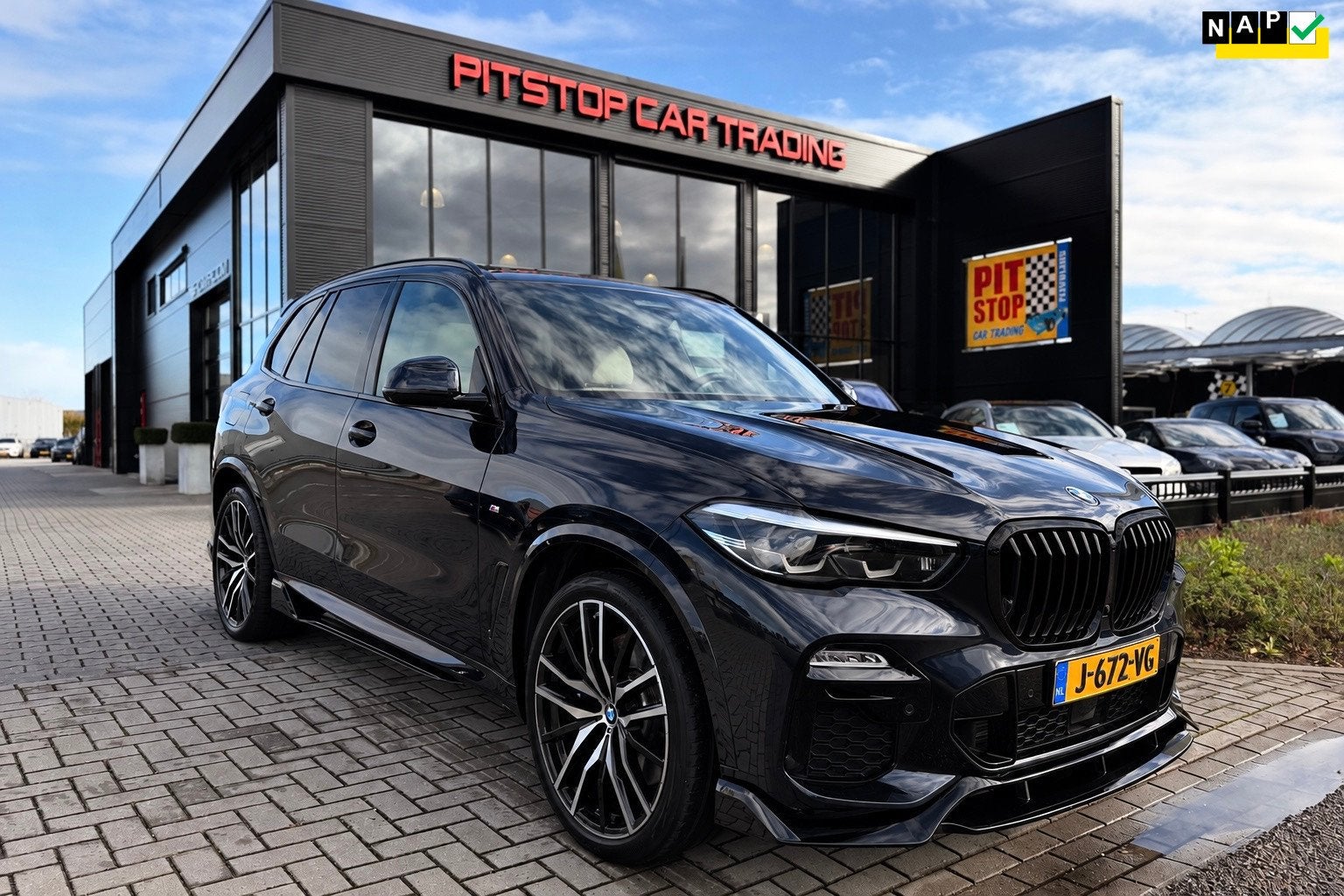 BMW X5 XDrive45e High Executive NL Auto Comfort Seats Dealer, Auto's, Dealer onderhouden, Gebruikt, Zwart, Vierwielaandrijving