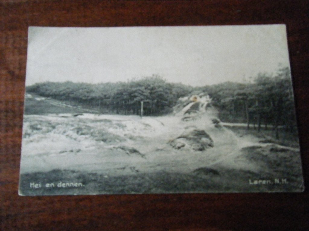 R4 - Laren NH - Hei en Dennen - Mooi/Oud, Ophalen of Verzenden, 1920 tot 1940, Noord-Holland