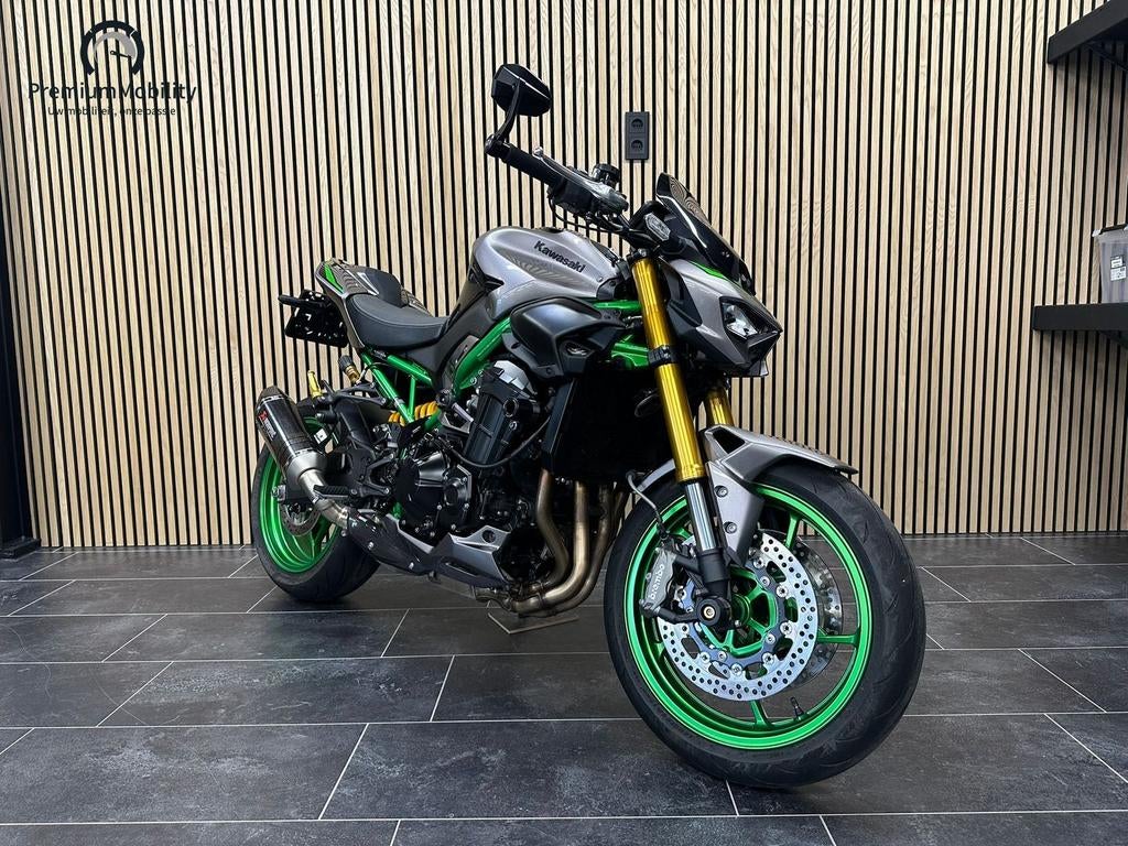 KAWASAKI Z900 SE PERFORMANCE (BJ 2025 / 2492 KM), 4 cilinders, Motorrijbewijs A, 948 cc, Bedrijf