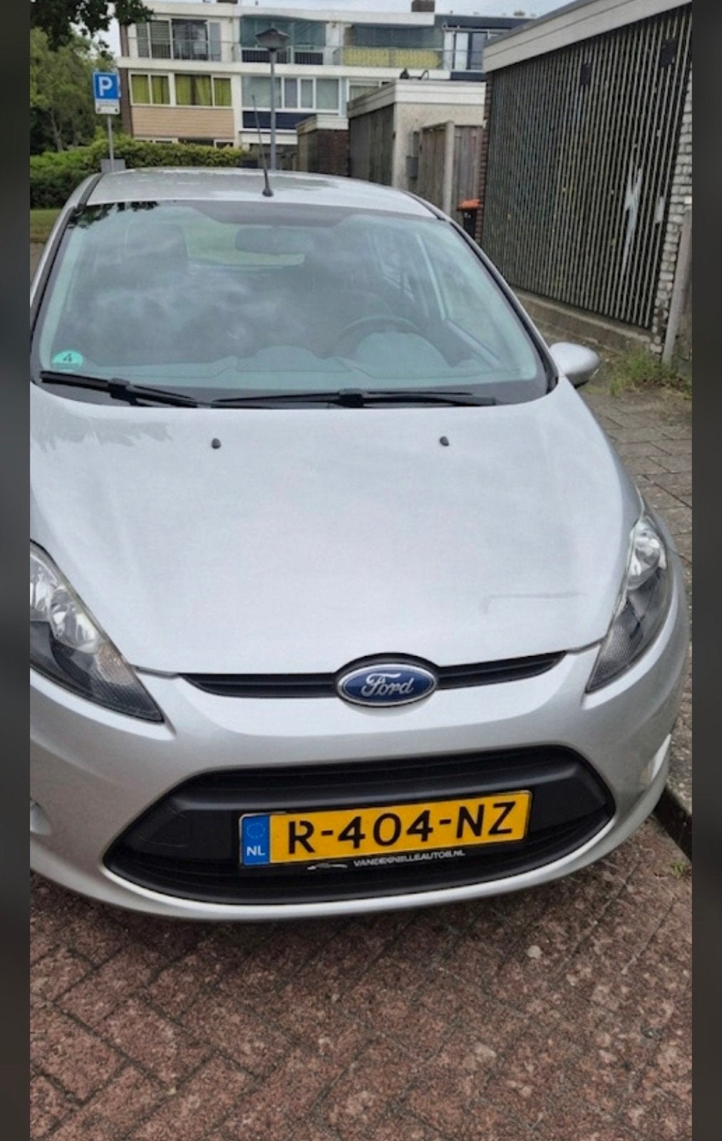 Ford Fiësta 1.25 60KW 5DR 2009 Grijs, Auto's, Voorwielaandrijving, 1242 cc, Handgeschakeld, Particulier