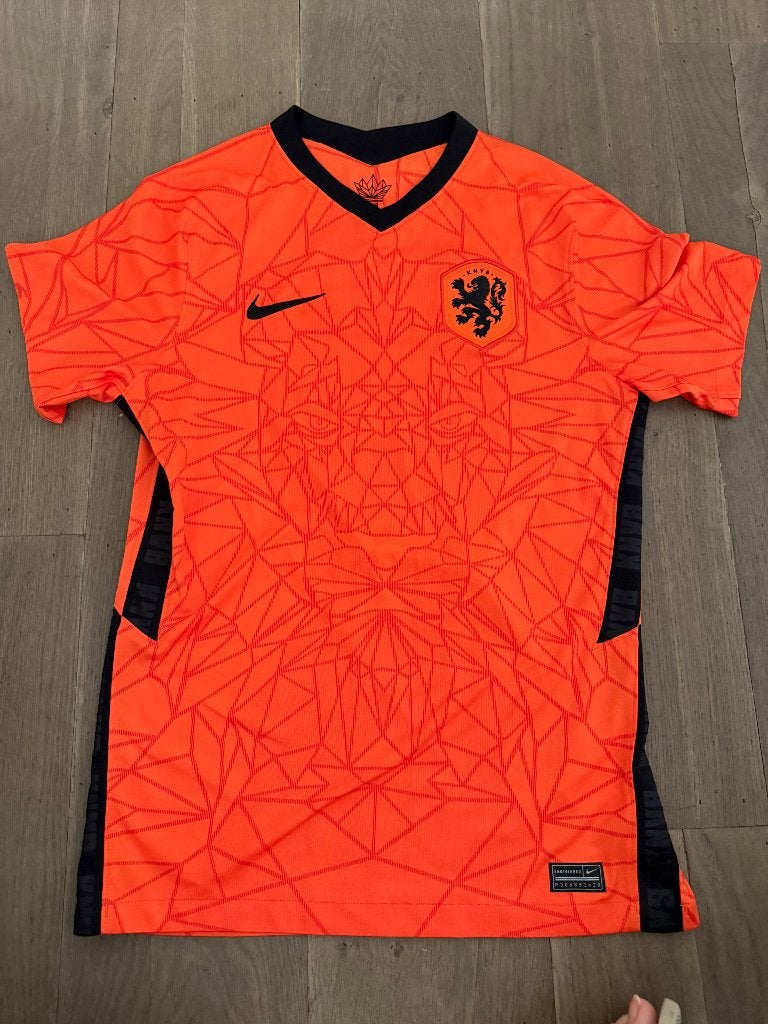 Shirt Nike dri-fit KNVB maat S, Kleding | Heren, Sportkleding, Ophalen of Verzenden, Zo goed als nieuw, Voetbal, Maat 46 (S) of kleiner