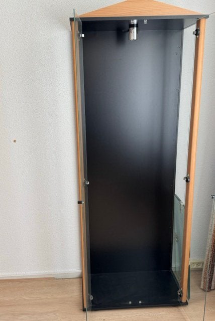 Gratis af te halen een vitrinekast., Ophalen, Gebruikt, 50 tot 100 cm, Glas
