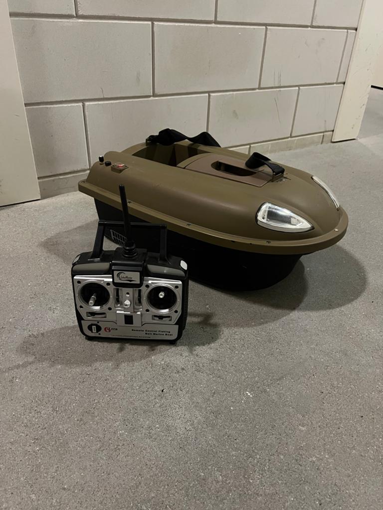 Voerboot met afstandsbediening, Ophalen, Zo goed als nieuw, Overige typen