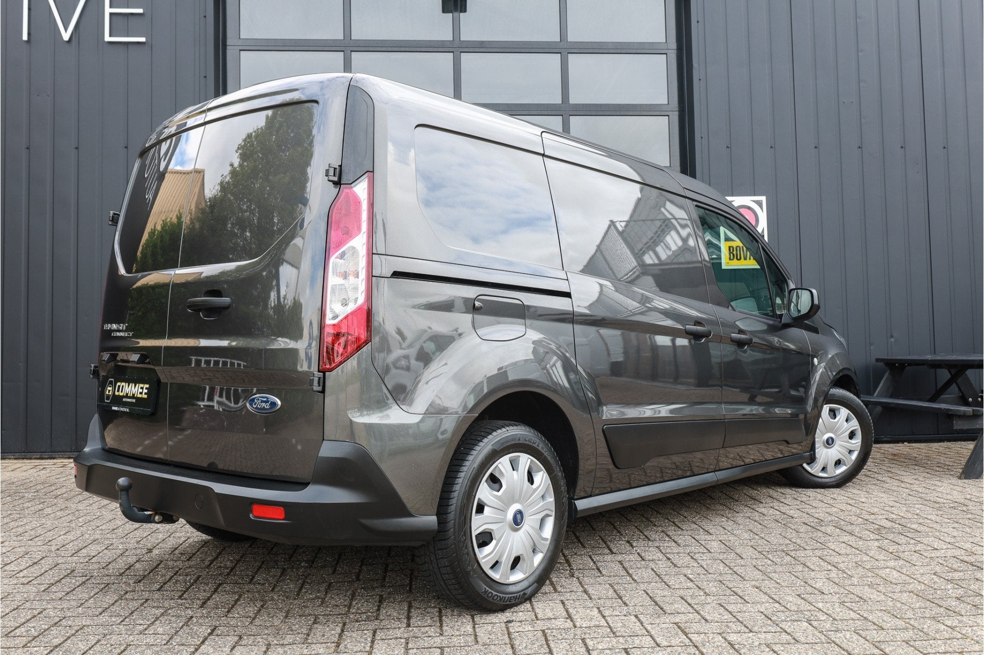 Ford Transit Connect 1.5 EcoBlue L2 Trend 3 zits 120PK Autom, Gebruikt, Zwart, 4 cilinders, Bedrijf