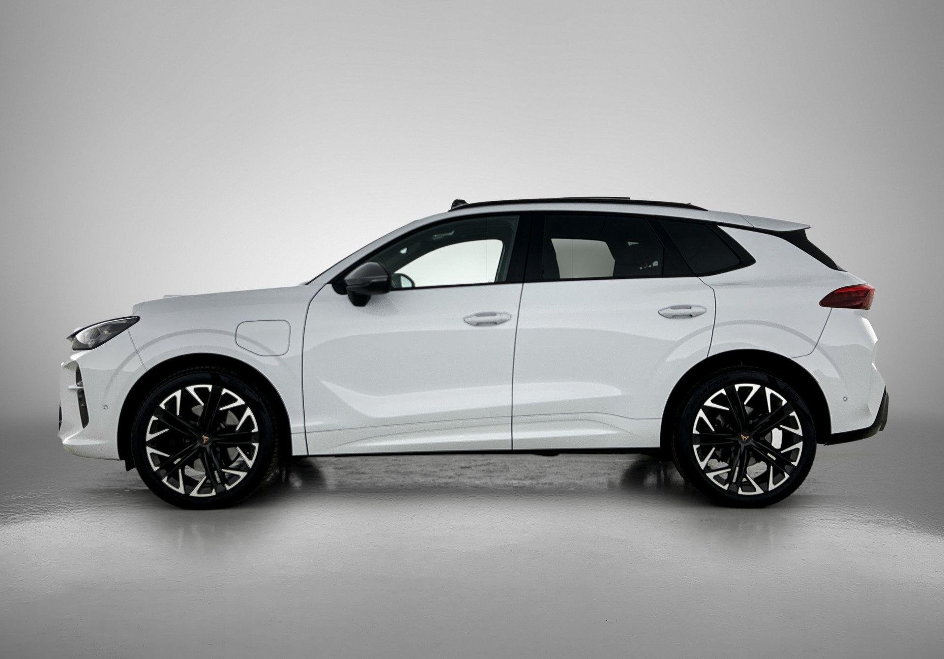 CUPRA Terramar 1.5 TSI e-Hybrid VZ Performance | TREKHAAK |, Auto's, 12 maanden, 4 cilinders, 150 min, Alcantara