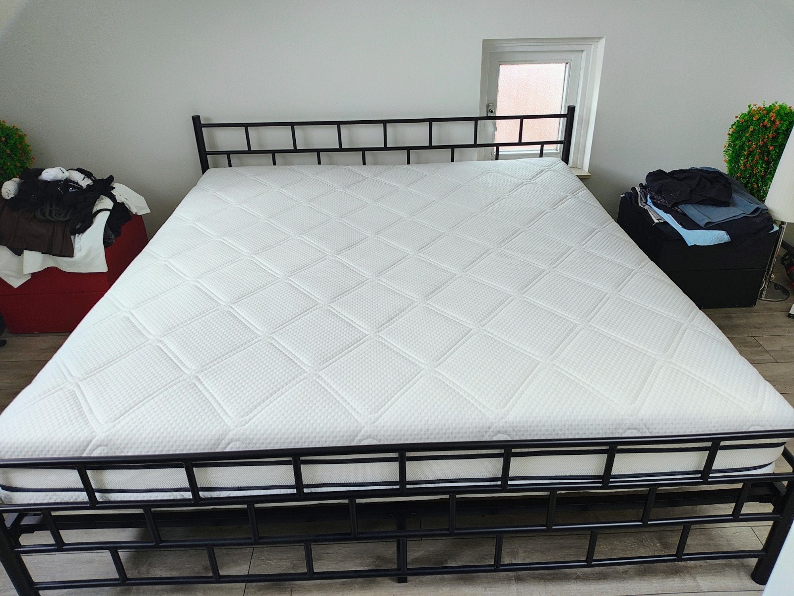 Zo goed als nieuw tweepersoonsbed met matras 180x200, Ophalen, Zwart, Tweepersoons, Zo goed als nieuw