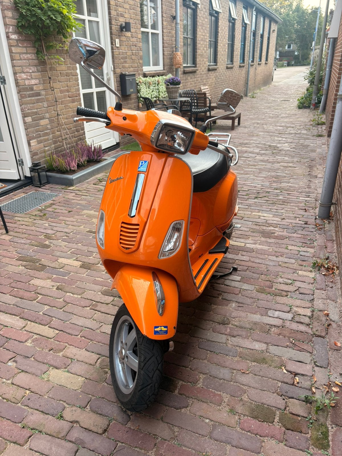 vespa s50, Fietsen en Brommers, Ophalen, Zo goed als nieuw, Benzine
