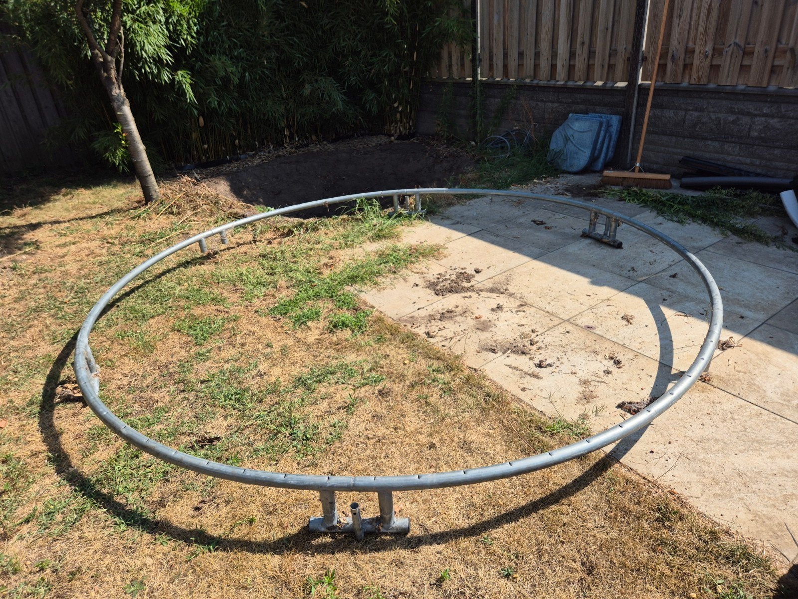 Rond inground trampoline frame - 305cm Etan, Ophalen, Zo goed als nieuw