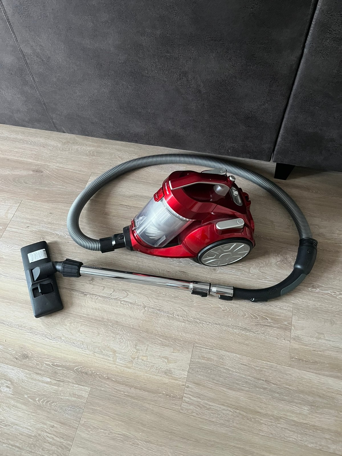 Inventum Stofzuiger met reservoir - Rood, Witgoed en Apparatuur, Ophalen, Zo goed als nieuw, Sledestofzuiger, Reservoir