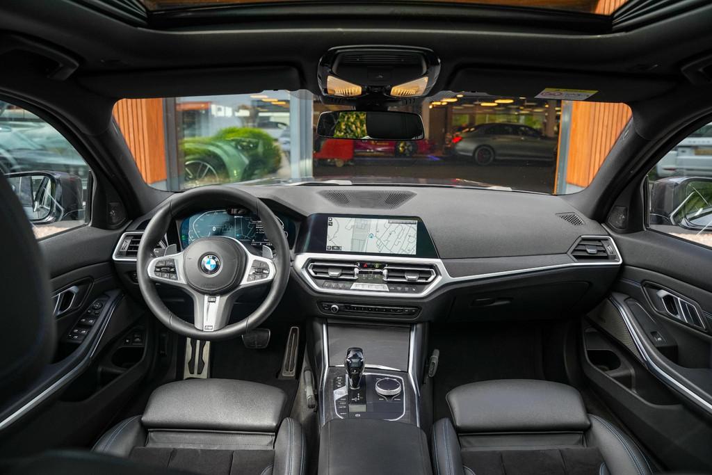 BMW 3-serie Touring 330e High Executive M Sport Panodak Harm, Auto's, BMW, 1998 cc, Achterwielaandrijving, Gebruikt, Euro 6