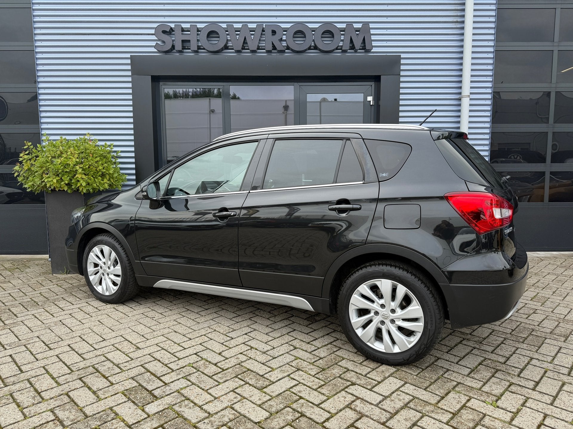 Suzuki S-Cross 1.0 Boosterjet Select AUTOMAAT|CAMERA|APPLECA, Stof, Gebruikt, 1200 kg, 400 kg