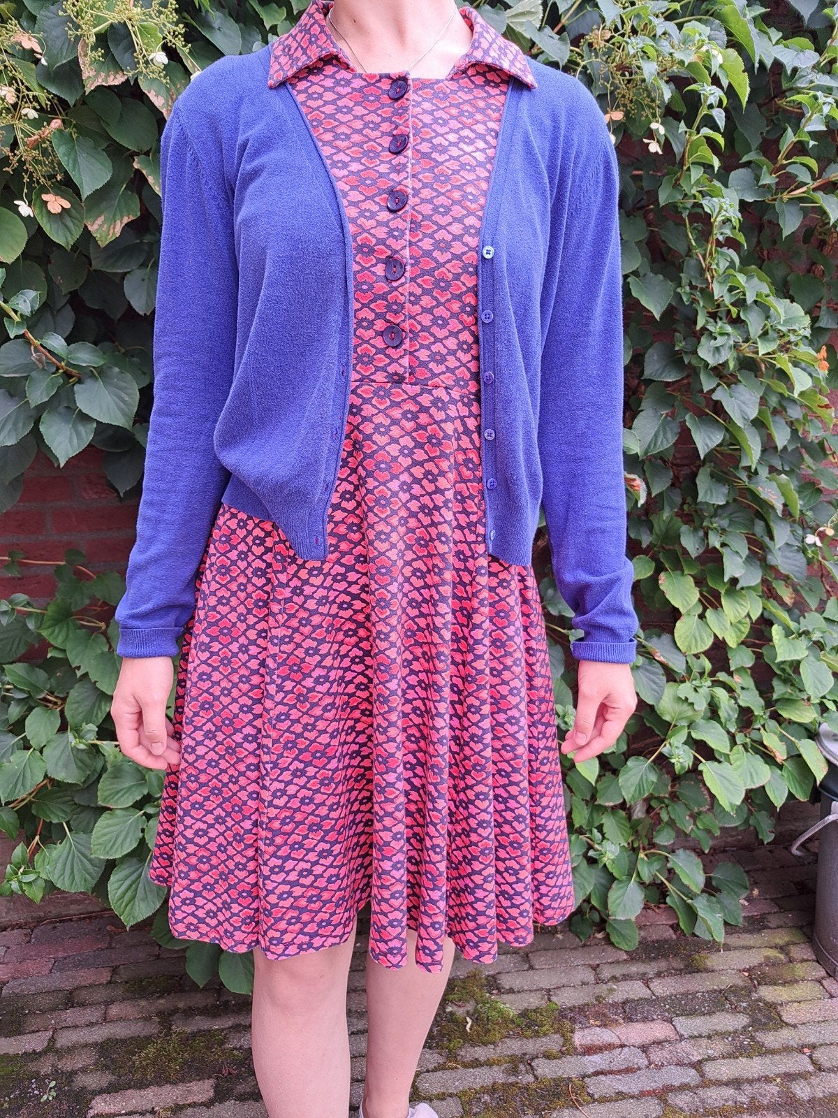 Lien & Giel jurk met bloemenprint met gratis vestje, Maat 38/40 (M), Meerkleurig, Ophalen of Verzenden, Gedragen