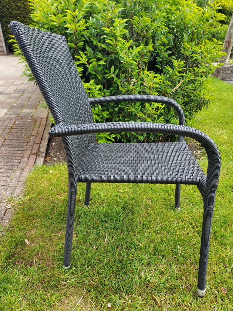 6 zeer nette stapelstoelen van jisk,zwart, Ophalen of Verzenden, Zo goed als nieuw, Kunststof, Stapelbaar
