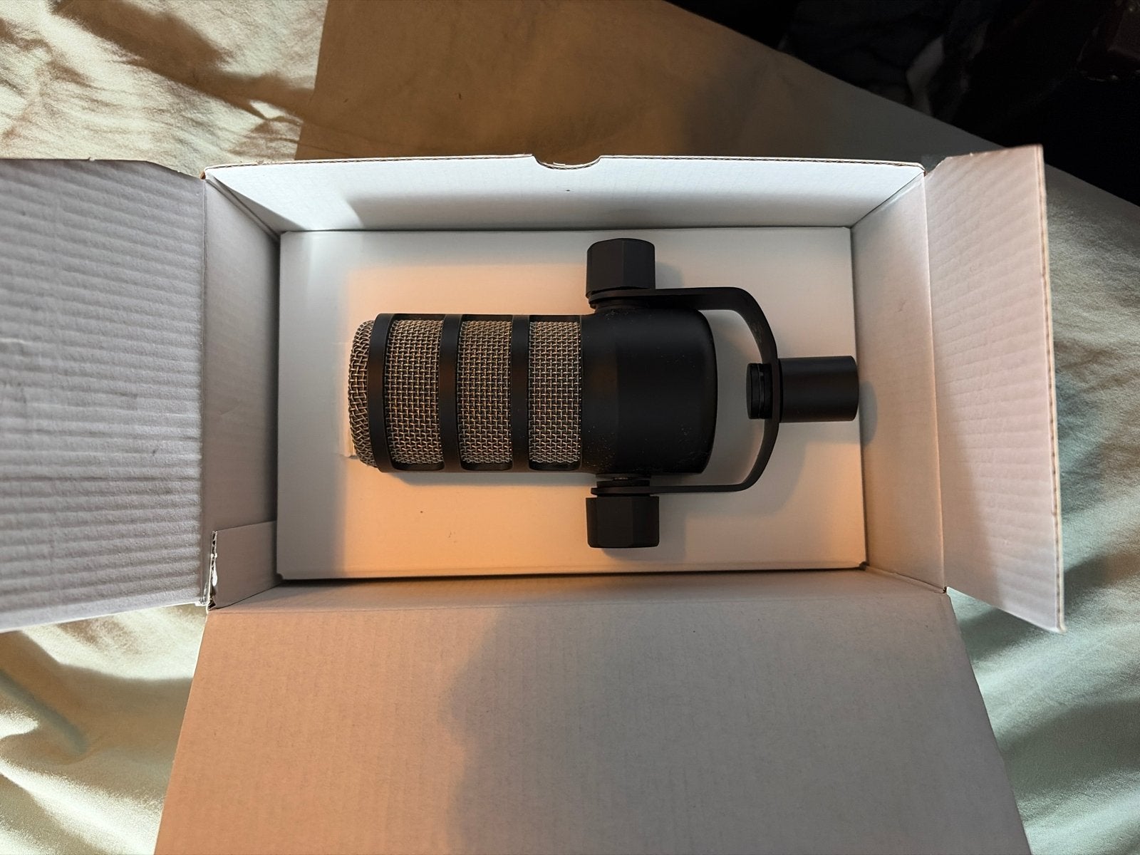 Rode PodMic Broadcast Dynamische Microfoon, Ophalen of Verzenden, Zo goed als nieuw, Studiomicrofoon