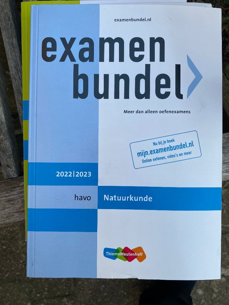 examenbundels natuurkunde havo 2021 2022 2023, Boeken, Onbekend, Natuurkunde, HAVO, Ophalen of Verzenden
