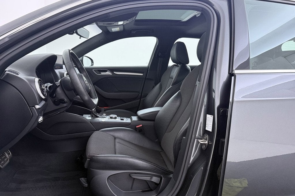 Audi A3 Sportback 40 e-tron Advance Sport S-Line | Panoramad, 8 kWh, Gebruikt, 4 cilinders, Leder en Stof