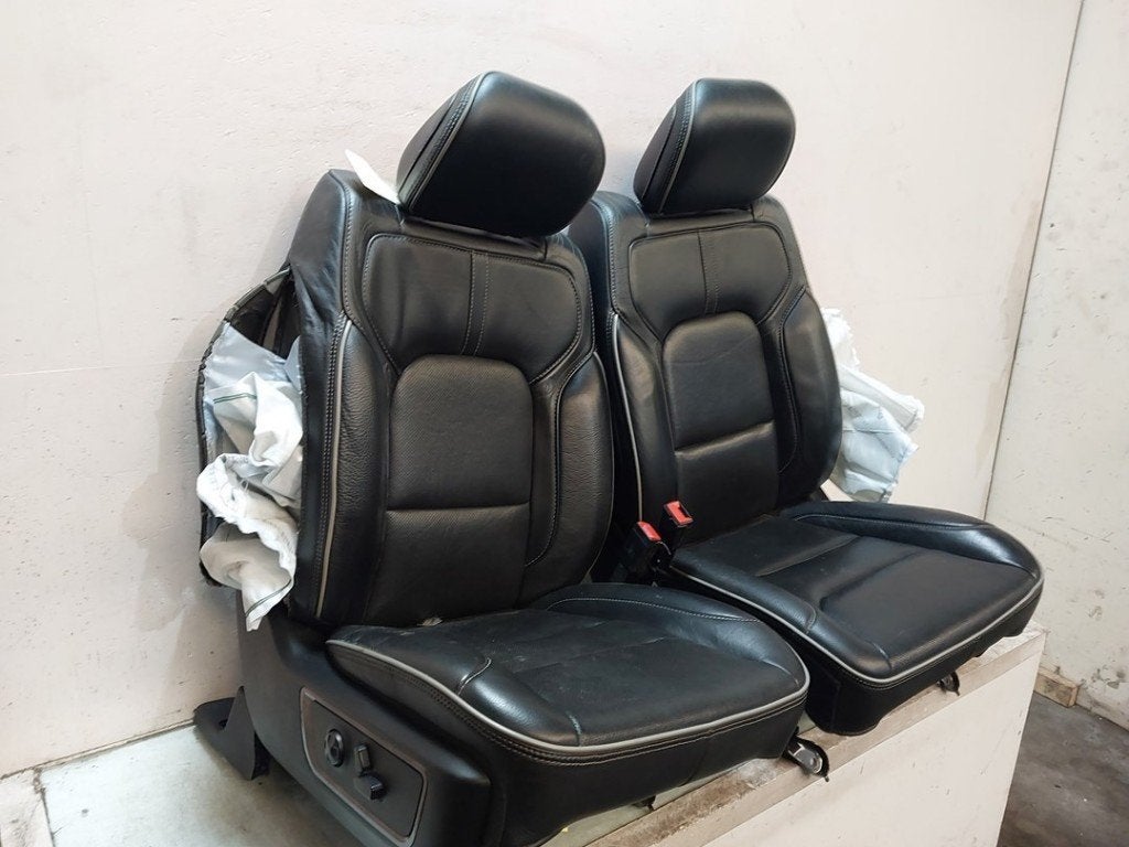 Interieur RAM 1500 Crew Cab (DS) (2018-12/..), Stellantis N.V., Gebruikt, Webaccessibility@stellantis.com, Taurusavenue 1, Hoofddorp 2132 LS, , Nederland