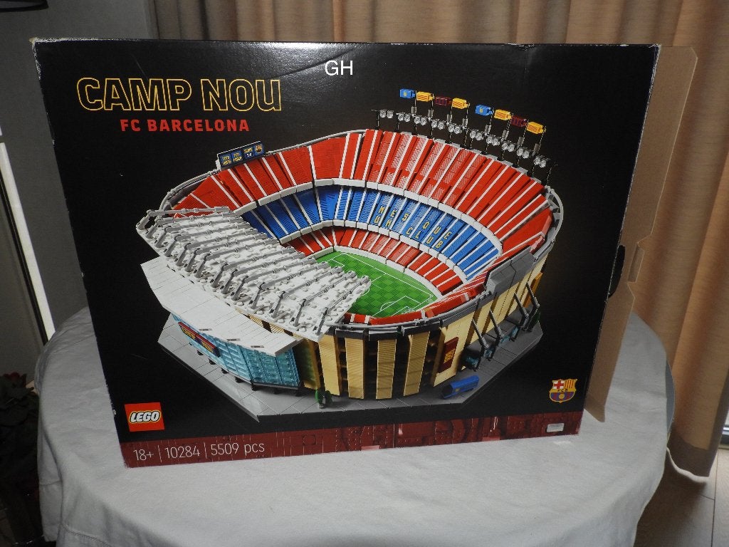 Lego 10284 Camp Nou - FC Barcelona, Verzenden, Lego, Architecture, Zo goed als nieuw