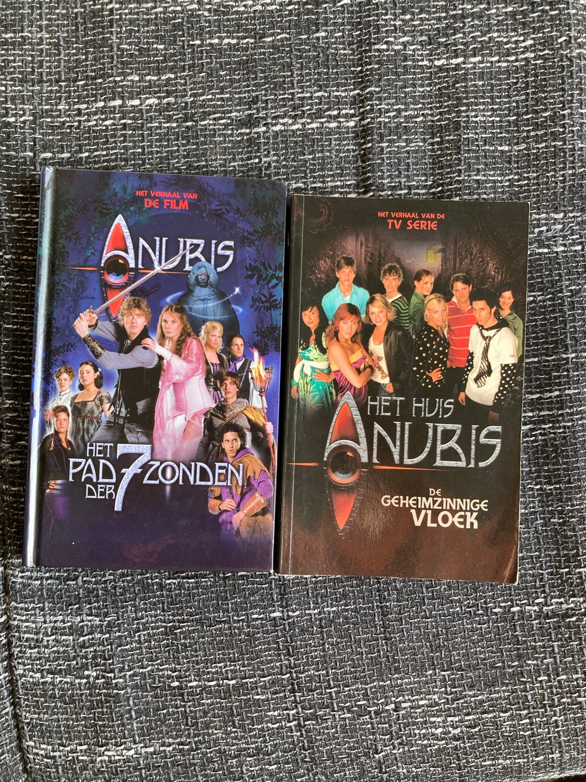 Het Huis Anubis Boeken: Het Pad der 7 Zonden & De Geheimzinn, Ophalen of Verzenden, Zo goed als nieuw, Fictie