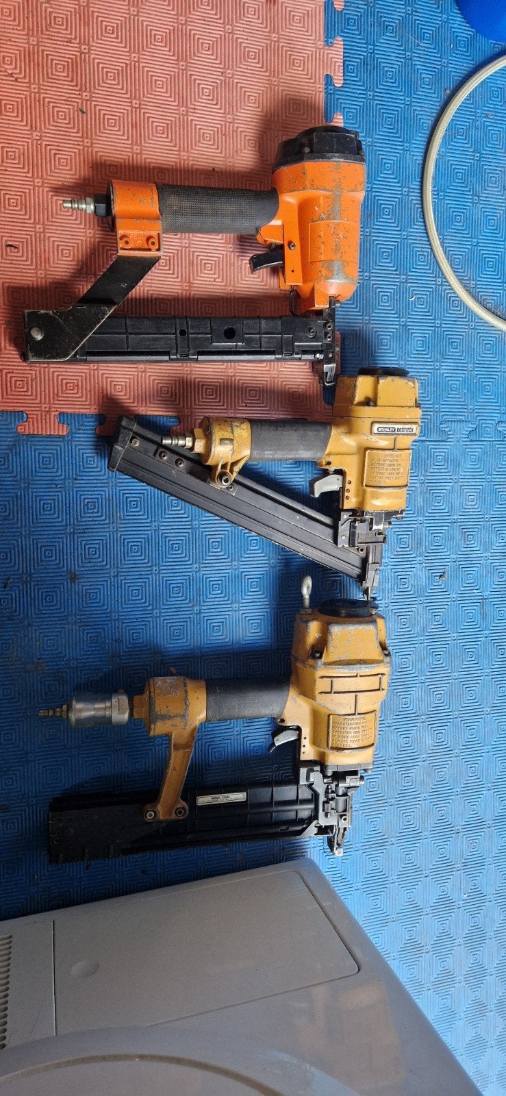 3 Pneumatische Nietpistolen: 2 Zware, 1 Lichte Variant, Ophalen, Gebruikt