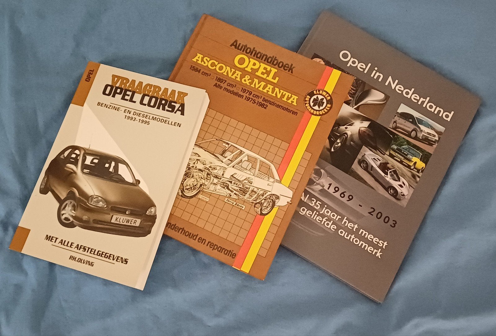 Opel in Nederland, Ascona/Manta, Corsa, Ophalen of Verzenden, Gelezen, Opel, Diverse auteurs