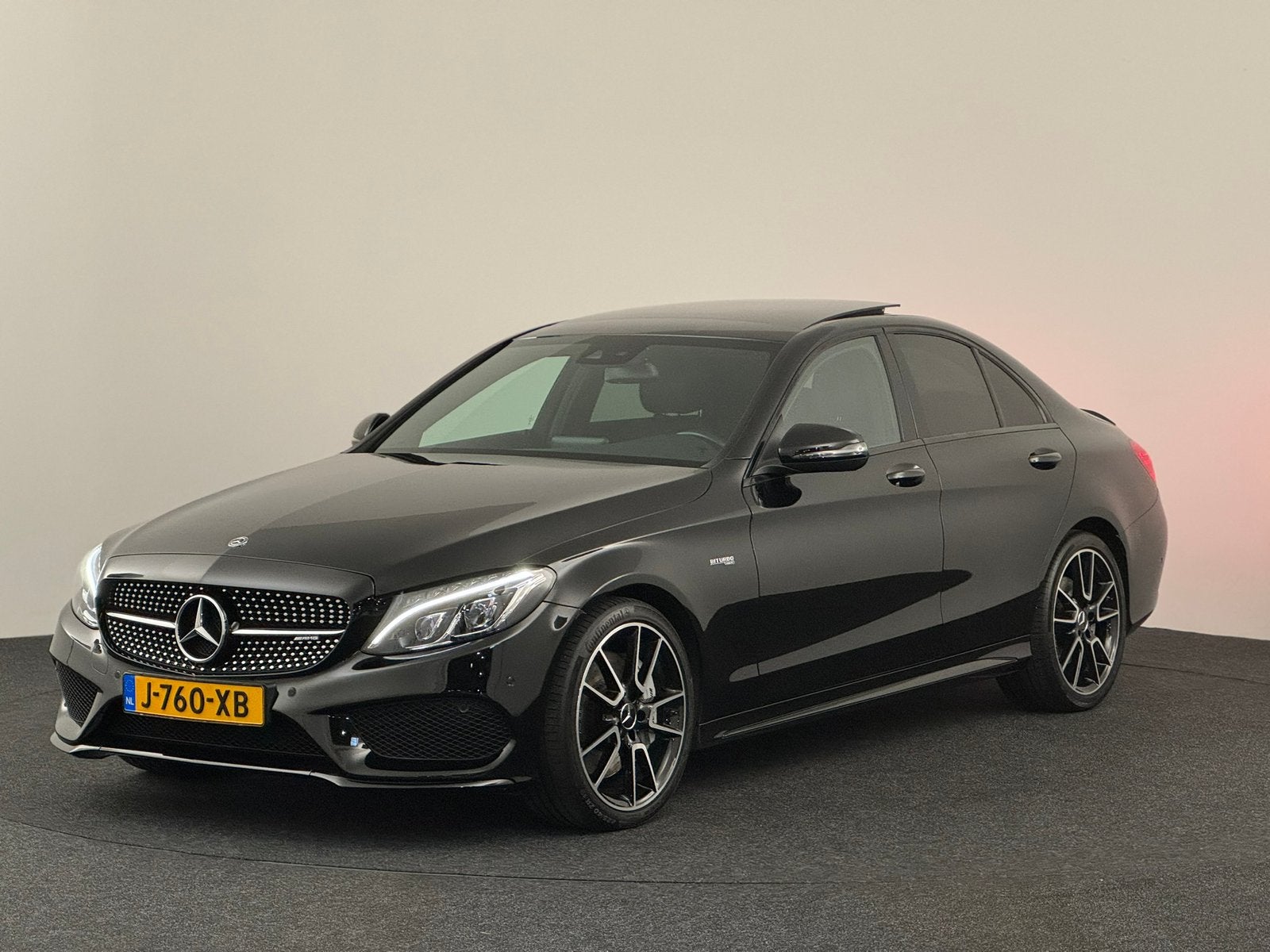 Mercedes-Benz C43 AMG 4MATIC Pano|Sportuitlaat|Night, Auto's, Zwart, 367 pk, Zwart, Vierwielaandrijving