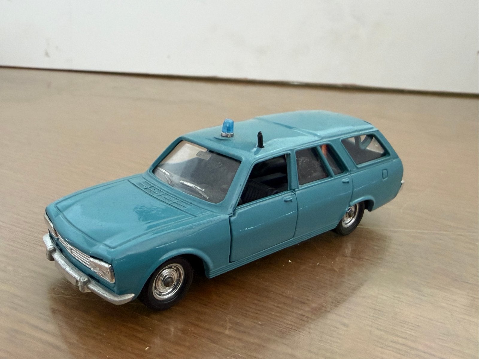 Solido Peugeot 504 Break - Vintage Modelauto, Ophalen of Verzenden, Gebruikt, Auto, Overige merken
