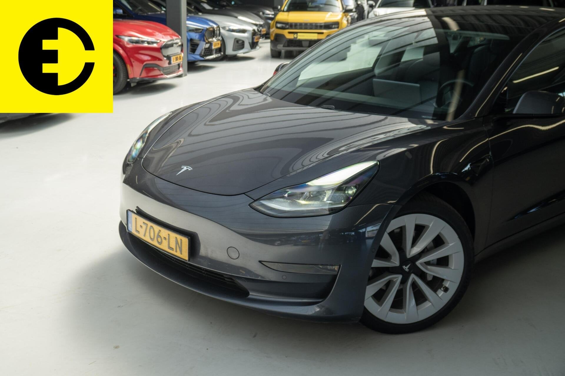 Tesla Model 3 Long Range AWD 75 kWh | FSD T.W.V 7.500 | SOH, Automaat, Gebruikt, Zwart, 351 pk