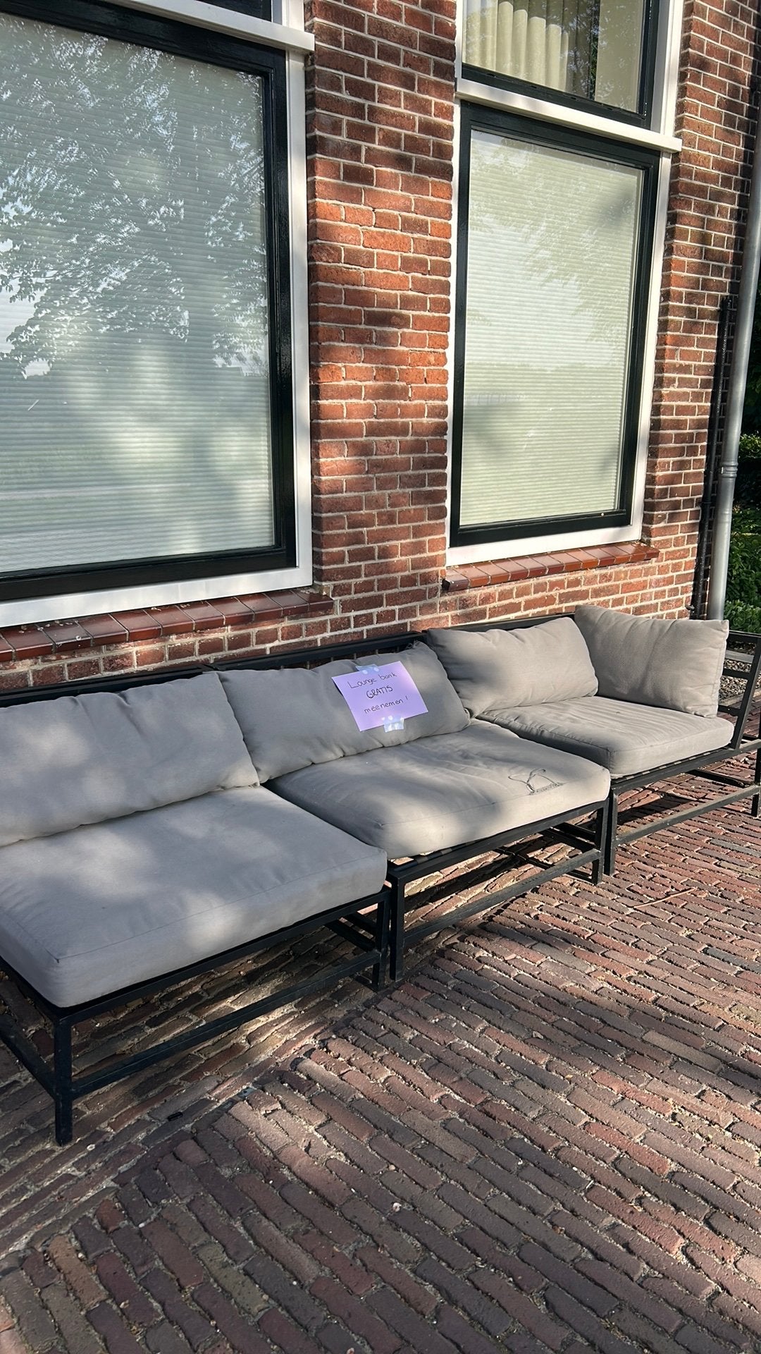 Gratis Loungebank met Kussens - Zelf Ophalen, Tuin en Terras, Tuinsets en Loungesets, Ophalen, Overige materialen, Gebruikt, 3 zitplaatsen