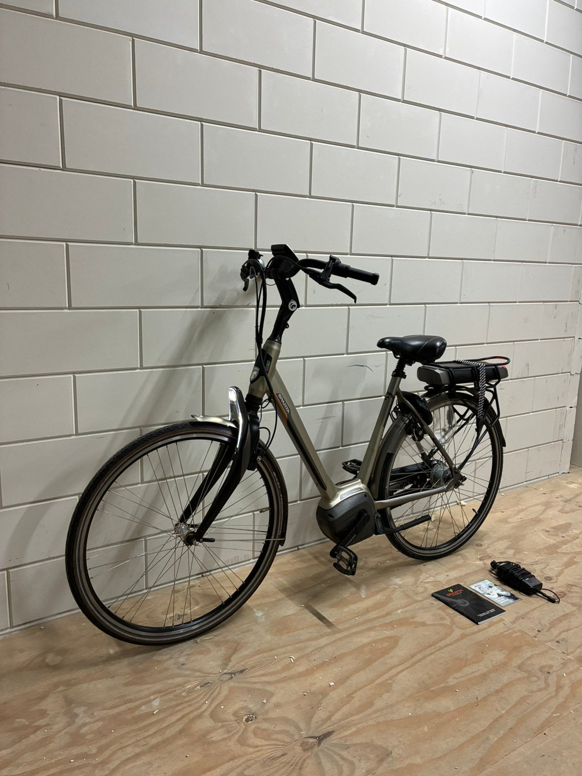 Sparta M8i electric Dames 53, Ophalen, Sparta, Zo goed als nieuw, 51 tot 55 cm