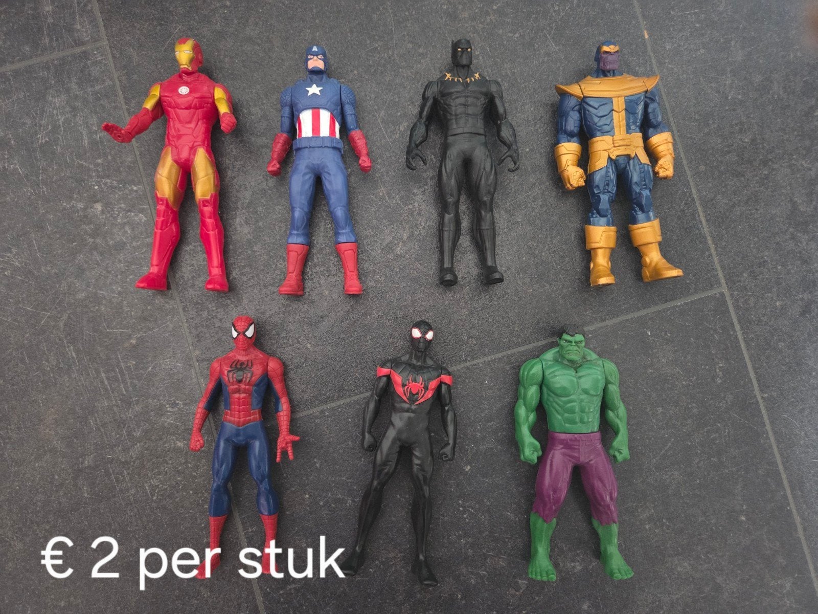 superhelden speelgoed, Ophalen
