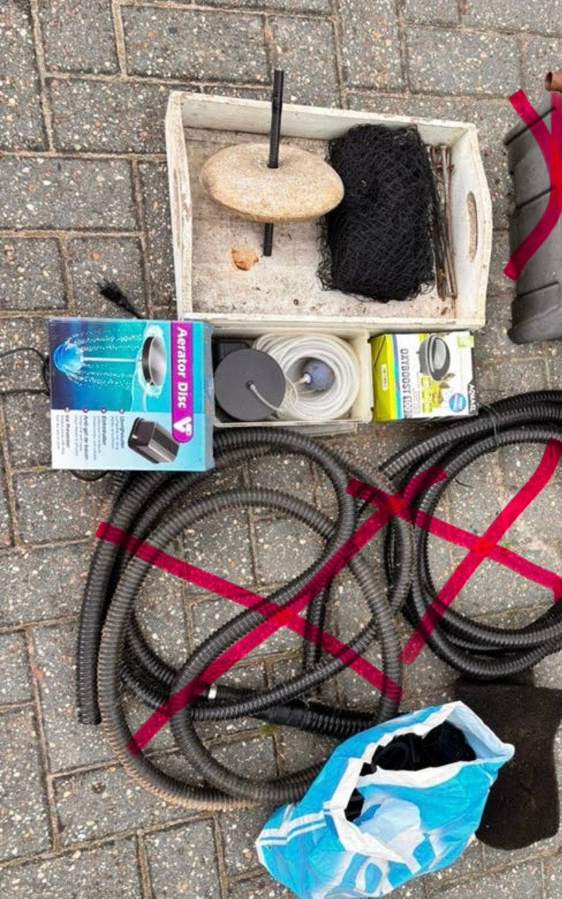 Vijverbak + toebehoren, Ophalen, Gebruikt