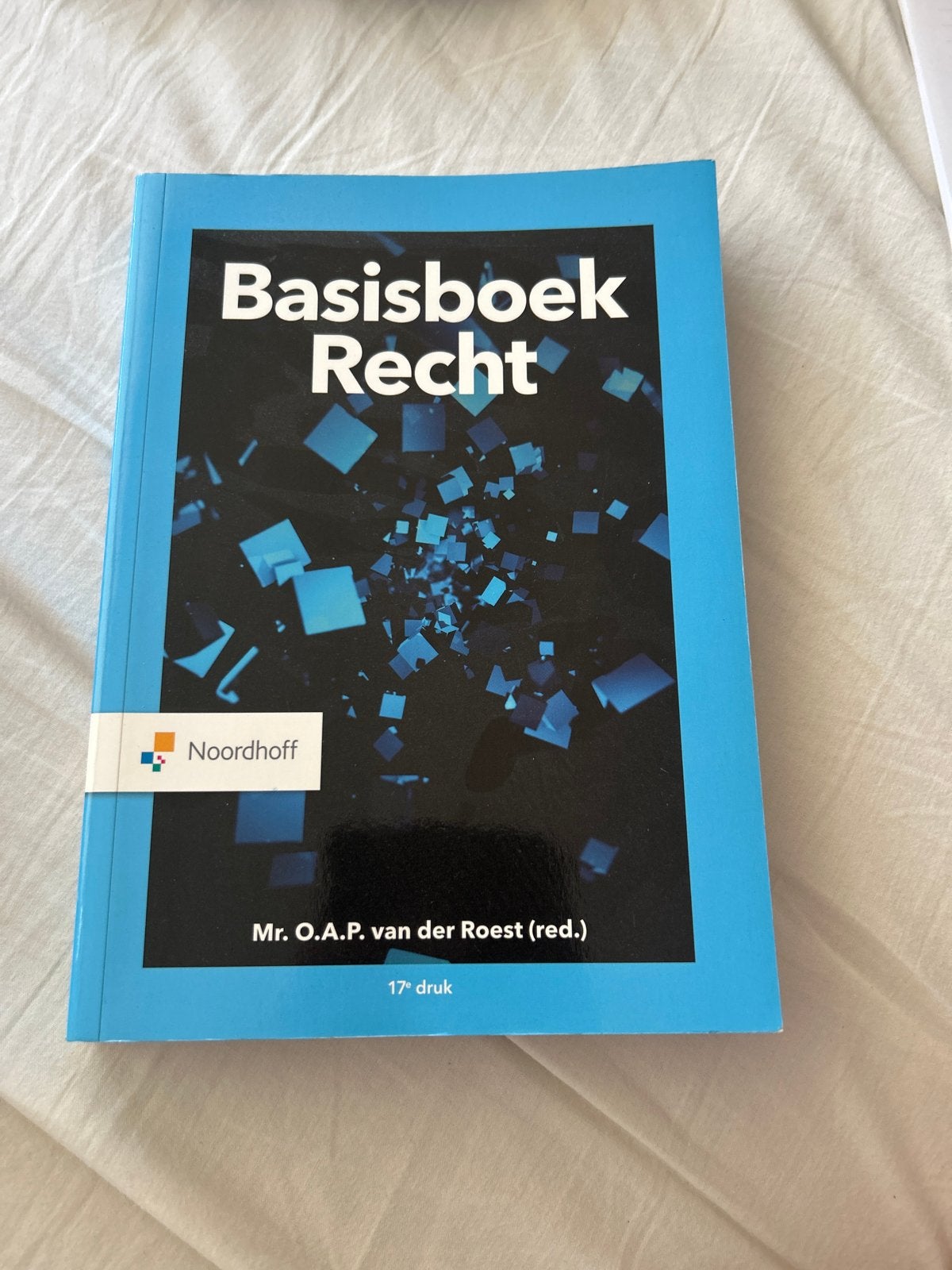 Basisboek Recht - Mr. O.A.P. van der Roest (17e druk), Ophalen of Verzenden, Gamma, Gelezen, HBO