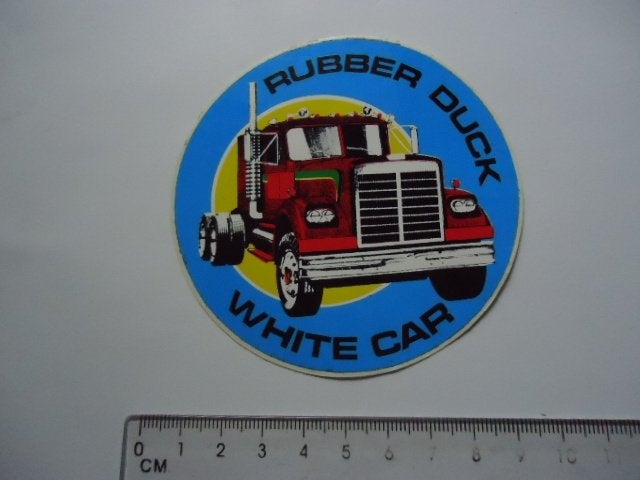 sticker oud Rubber duck White car truck Mack ? vintage retro, Verzamelen, Verzenden, Zo goed als nieuw, Bedrijf of Vereniging