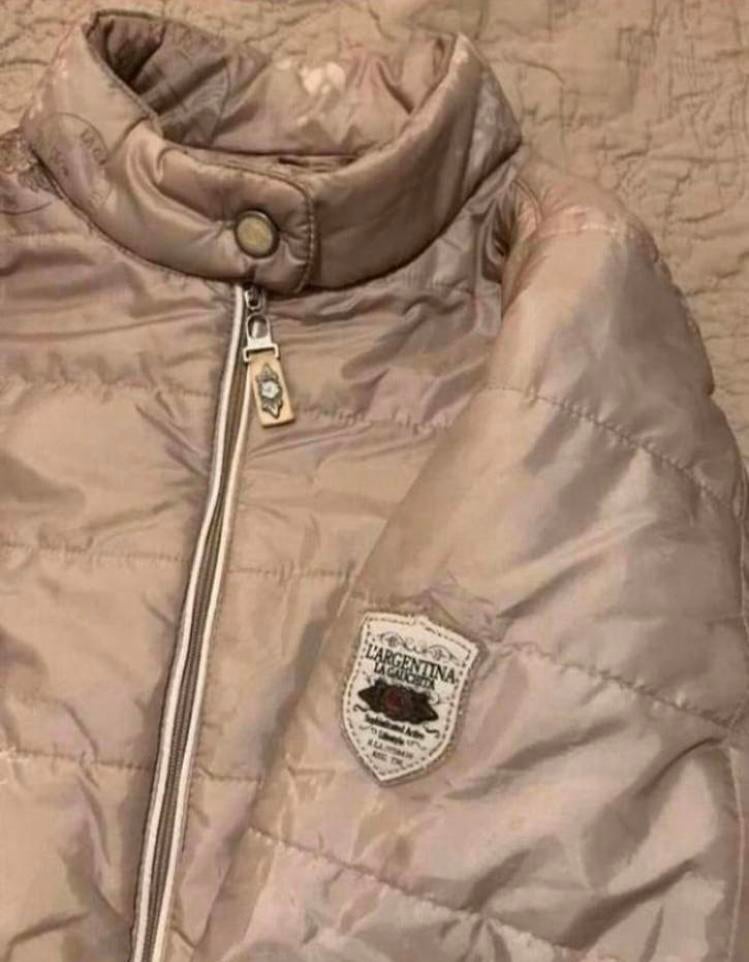 L’Argentina La Gauchita mooie tussenjas maat L, Kleding | Dames, Ophalen of Verzenden, Zo goed als nieuw, Maat 42/44 (L), Beige