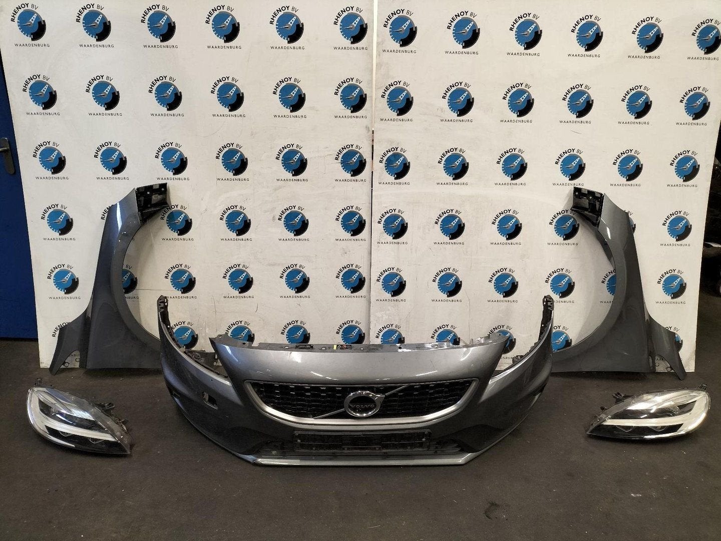 VOLVO V40 V40 II 1.5 T3 Polar+ Sport  VOORKOP COMPLEET 2020, Ophalen of Verzenden, Gebruikt, Stiba lid