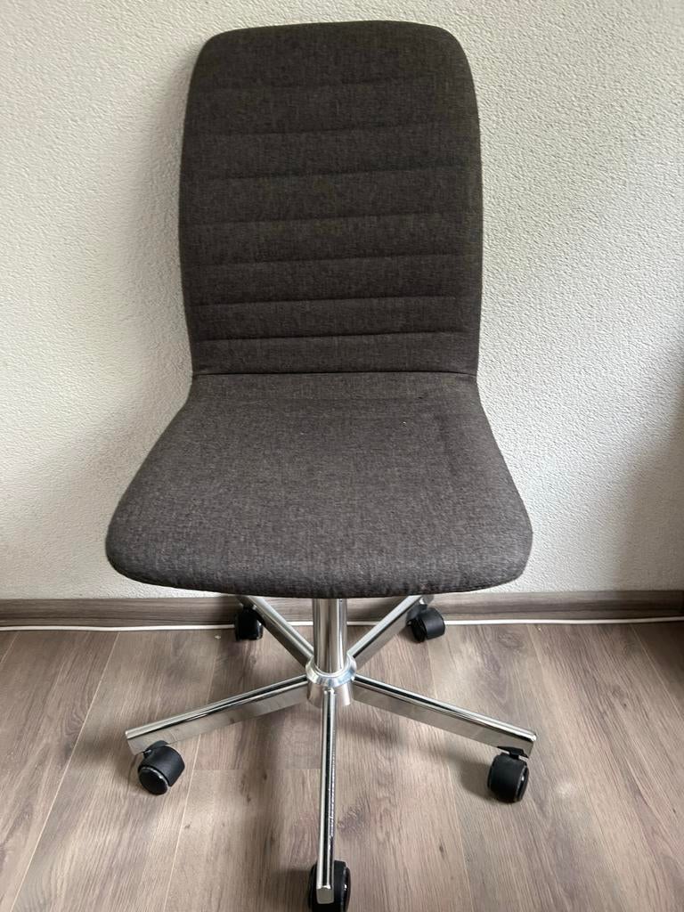 Gratis Bureaustoel - Comfortabel en Functioneel, Ophalen of Verzenden, Gebruikt, Grijs, Bureaustoel