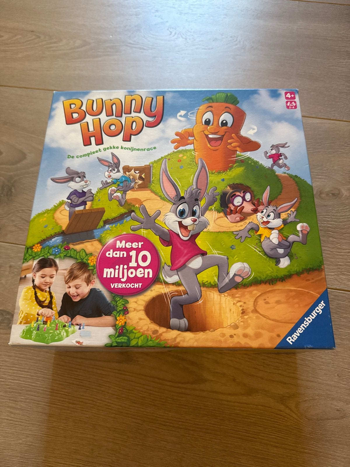 Bunny Hop Bordspel met wortel die draait!, Drie of vier spelers, Ophalen of Verzenden, Gebruikt