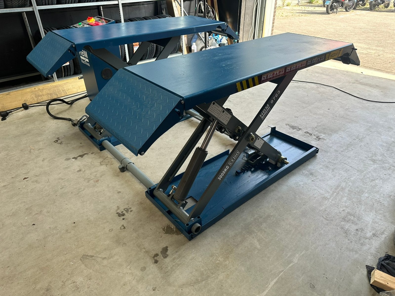 HBM 3 Ton Professionele Elektrische Autopoetsbrug, Poetsbrug, Ophalen of Verzenden