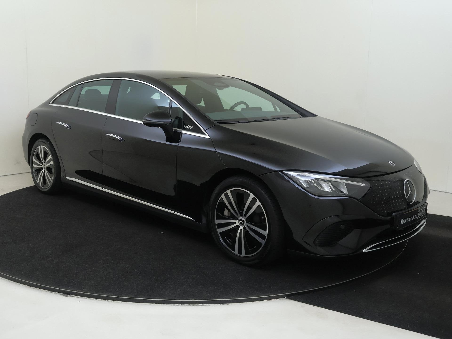 Mercedes-Benz EQE 300 Business Line 89 kWh, Auto's, Achterwielaandrijving, Gebruikt, 89 kWh, Zwart