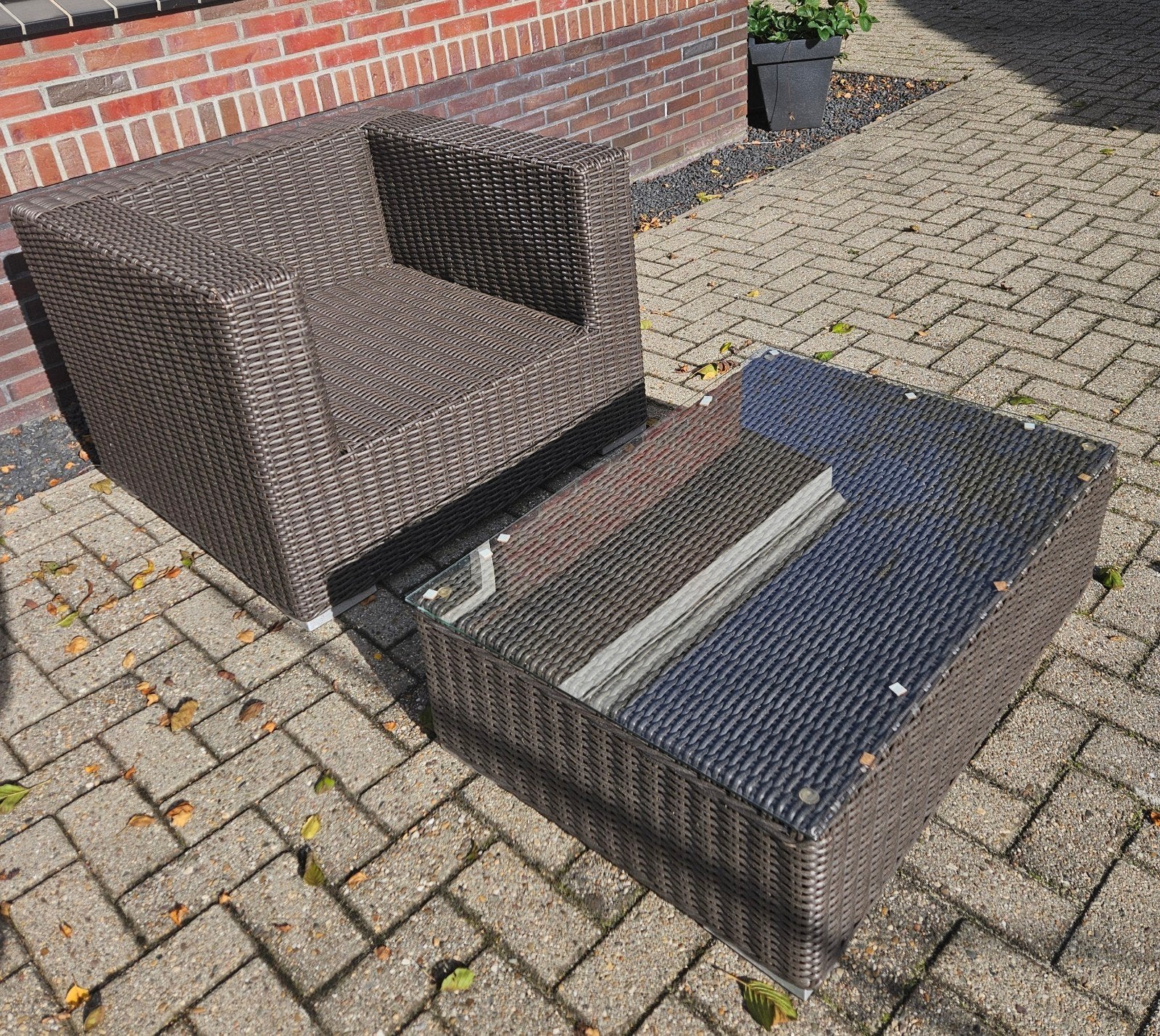 Loungestoel met tafel / hocker, Ophalen, Rotan, Zo goed als nieuw, Loungeset