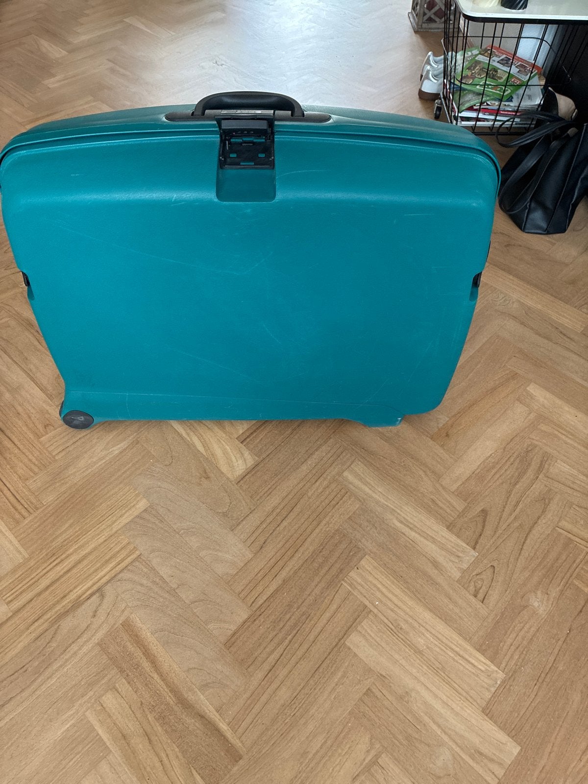 Carlton Koffer 76ltr Turquoise Harde Koffer met Wieltjes, Sieraden, Tassen en Uiterlijk, Koffers, Gebruikt, Hard kunststof, 60 tot 70 cm