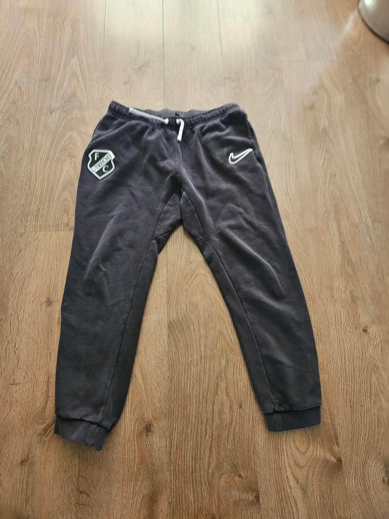 FC Utrecht joggingbroek Nike - Maat L, Maat 52/54 (L), Zwart, Nike, Ophalen of Verzenden