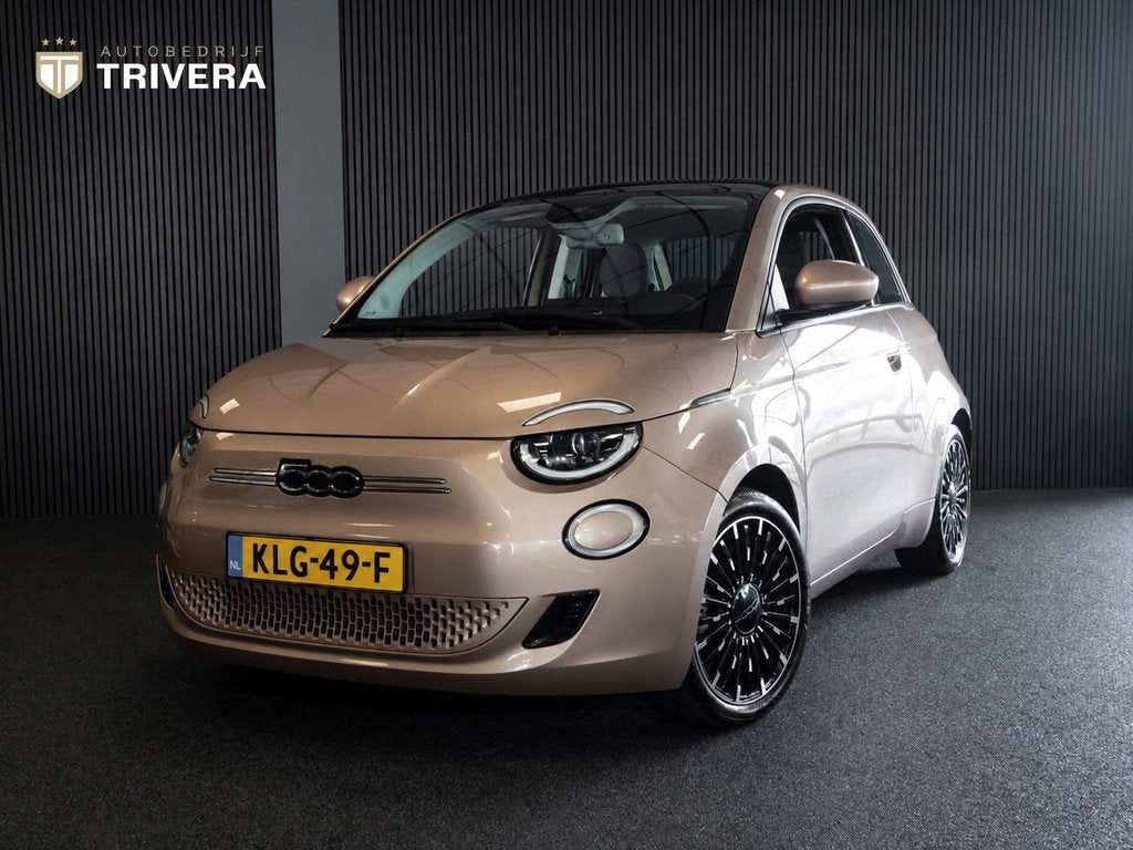 Fiat 500e 3+1 Nouvelle 42kWh l SoH 94% l BTW auto l Carplay, Auto's, Fiat, Stof, Gebruikt, Overige kleuren, 4 stoelen